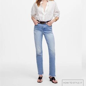 Madewell The Curvy Mid-rise 90’s Straight Jean